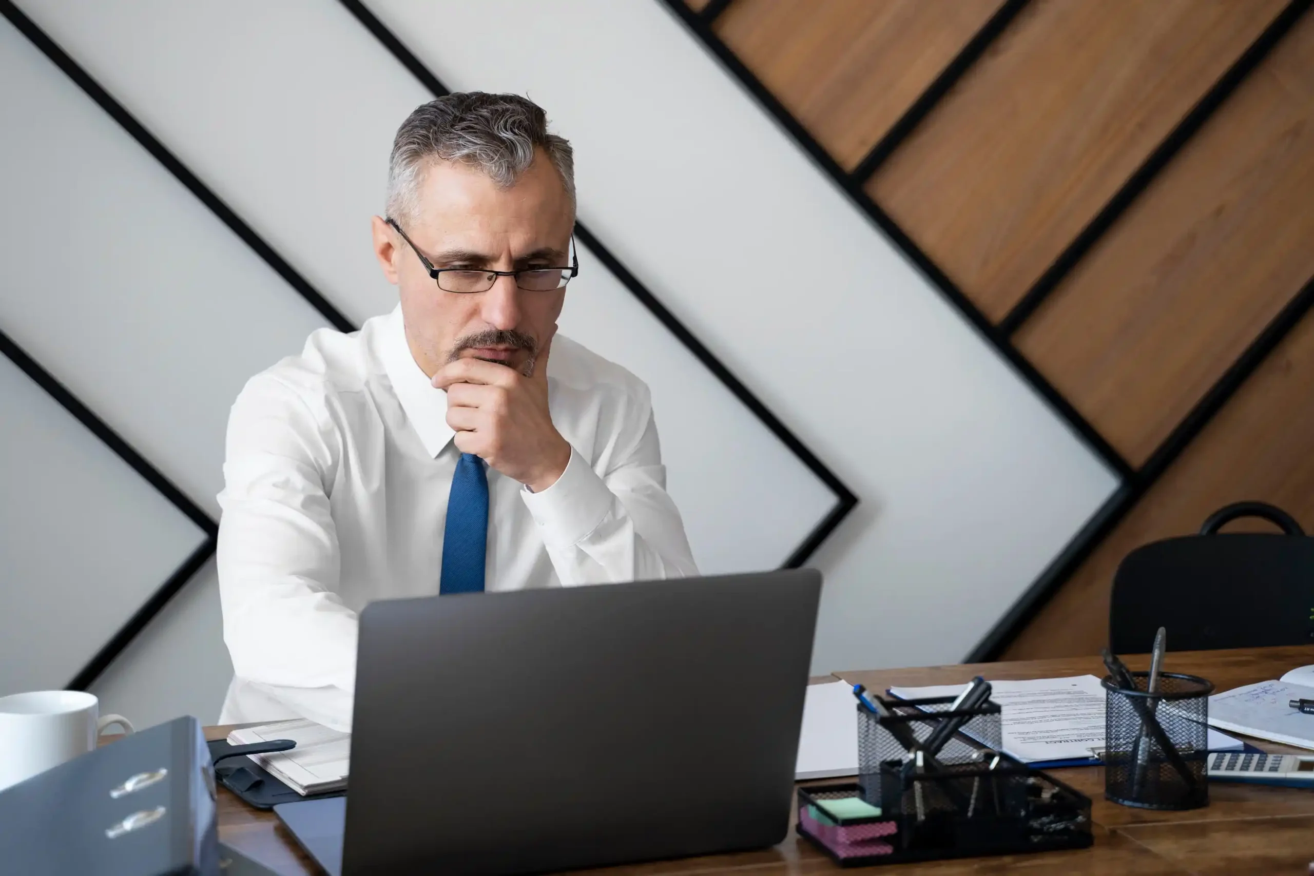 Créer son entreprise individuelle | Business Plan Editor